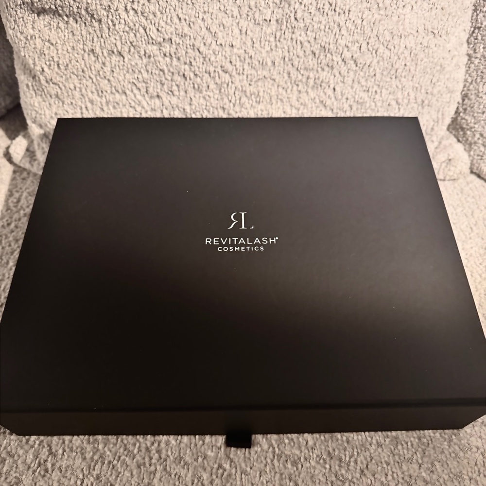 Revitalash gift set